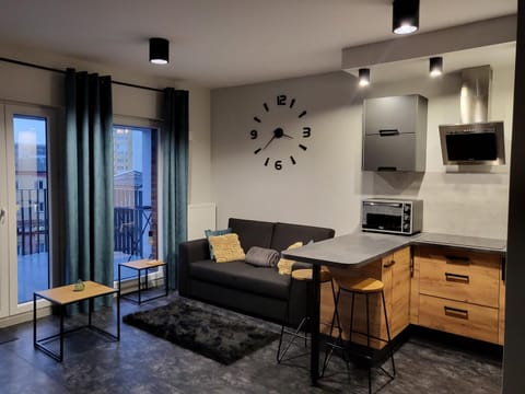 Communal lounge/ TV room, Kitchen or kitchenette, Living room, Seating area