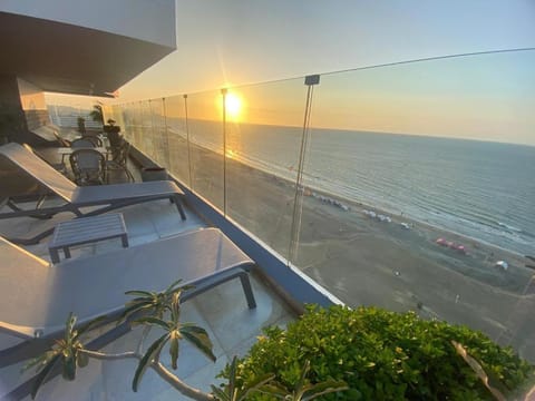 Day, Natural landscape, View (from property/room), Balcony/Terrace, Sea view, Sunset