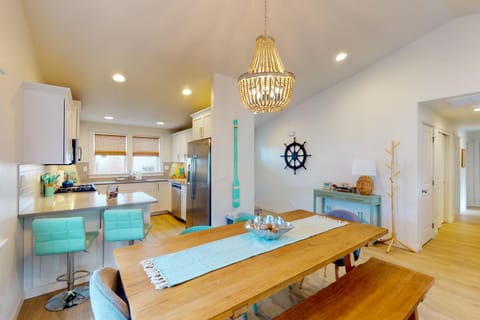 Turquoise Dreams House in Devils Lake