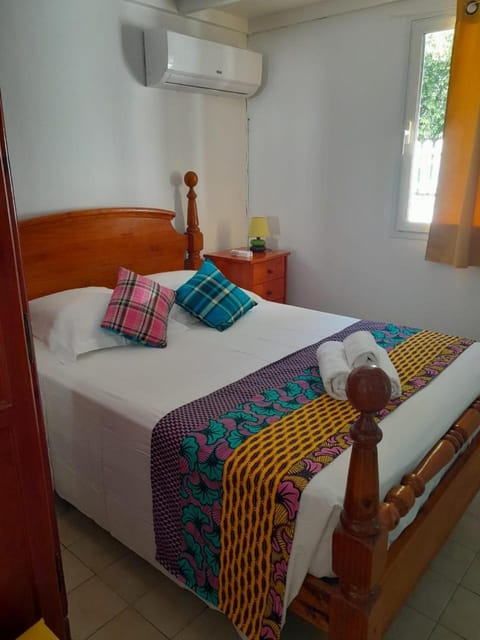 Maison créole chaleureuse avec stationnement House in Le Gosier