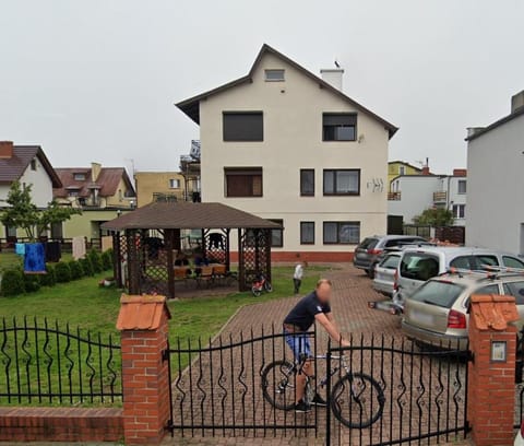 Property building, Parking