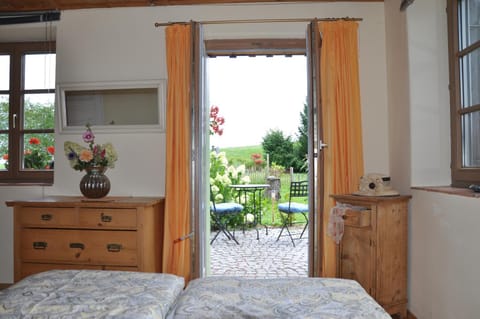 Bedroom, Garden view