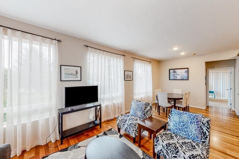 Rejuvenating Breeze House in Newport