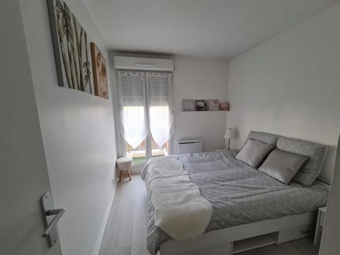 Eirene - Chessy Apartment in Chessy