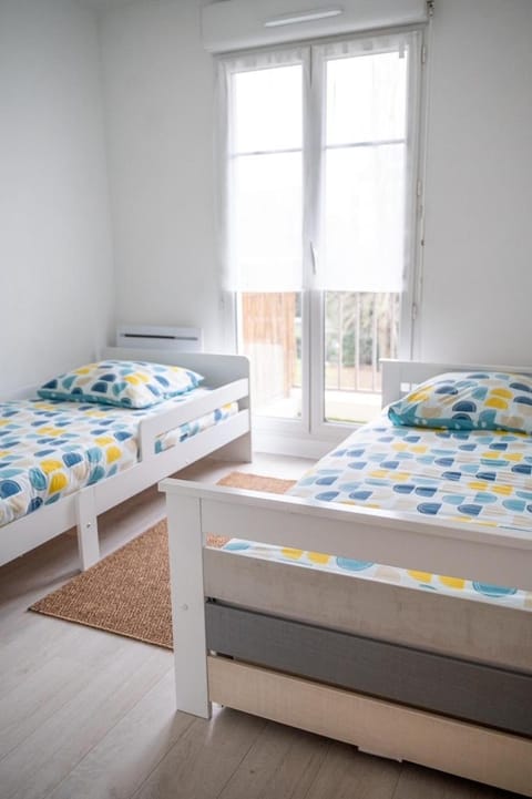 Eirene - Chessy Apartment in Chessy