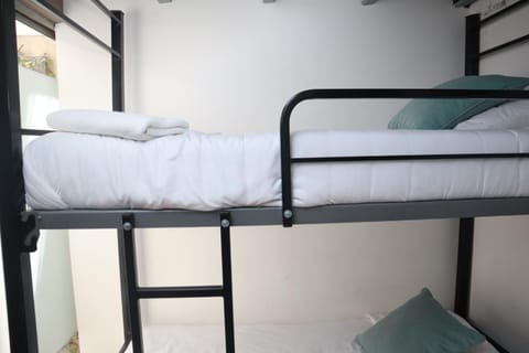 Bed, Bedroom, bunk bed