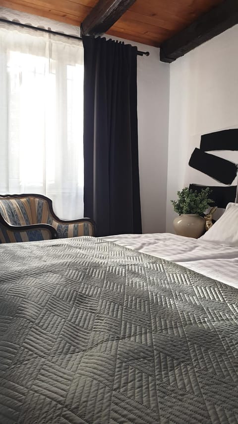 Hilltop House. House in Vojvodina