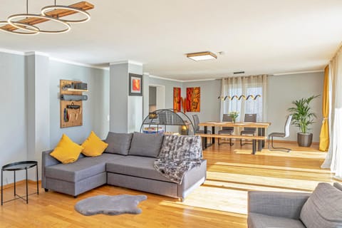Living room, Seating area, Dining area