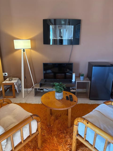 Aegean Window - Sea View Studio Apartment in Euboea