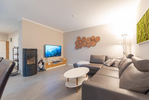 Living room, fireplace