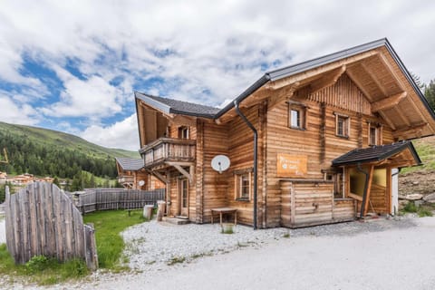 Property building, Day, Natural landscape, Mountain view