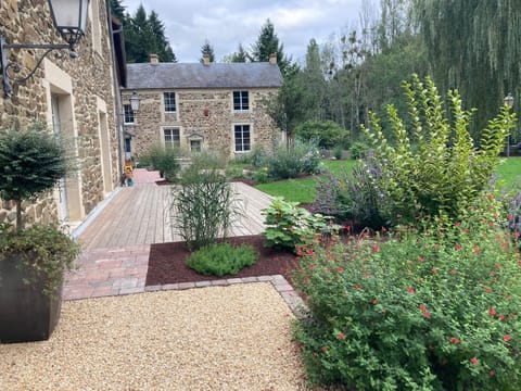 Property building, Garden