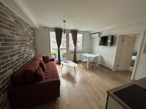 Living room, Diving