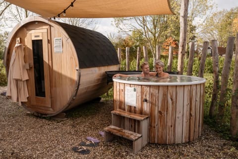 Hot Tub, Garden view