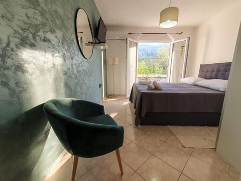 Bed, Bedroom, towels, air conditioner