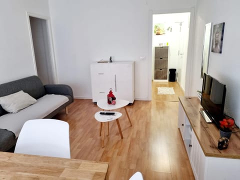 acogedor, con garaje, céntrico. Apartment in Vigo