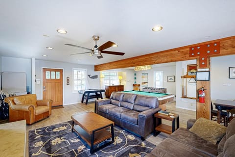 Tinker House and Tinker House Cottage House in Long Beach