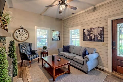 Upcountry Inn - Whole Property House in Helen