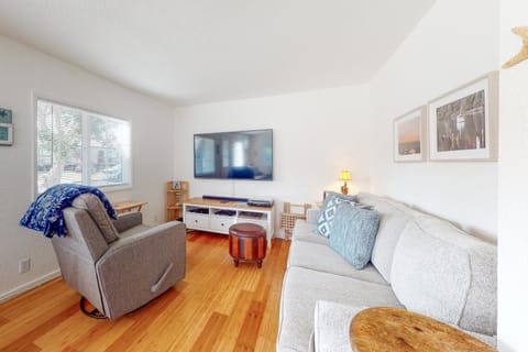 Bay Bliss House in Oregon