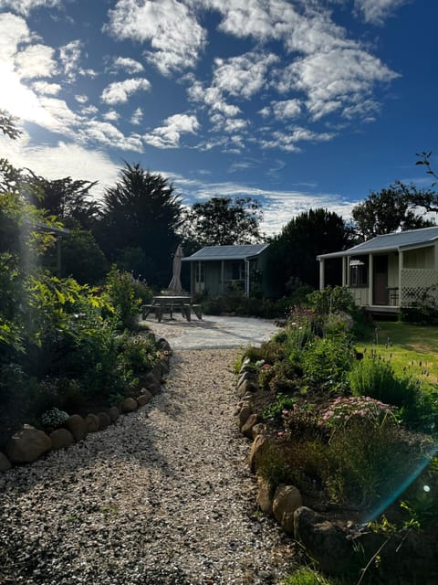 Facade/entrance, Garden