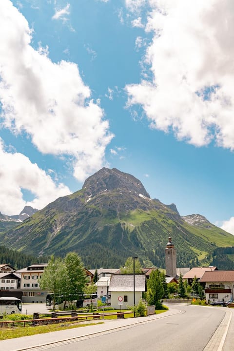 Natural landscape, Balcony/Terrace, Mountain view