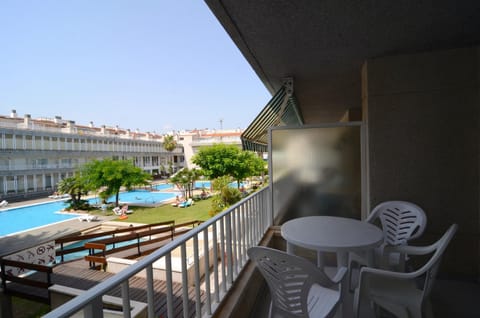 Balcony/Terrace, Swimming pool