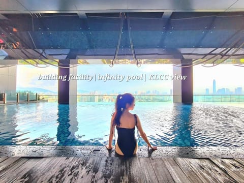 Day, People, Natural landscape, Pool view, Swimming pool, Swimming pool