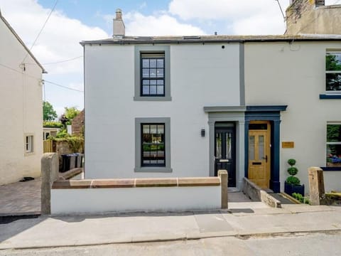 Northdene - 5 star Lake District Cottage House in Allerdale District