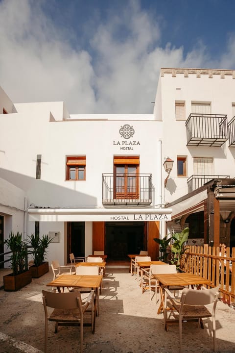 Property building, Patio, Off site, Balcony/Terrace