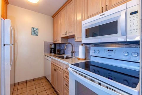 SUGAR BEACH RESORT, #PH12 condo Apartment in Maalaea