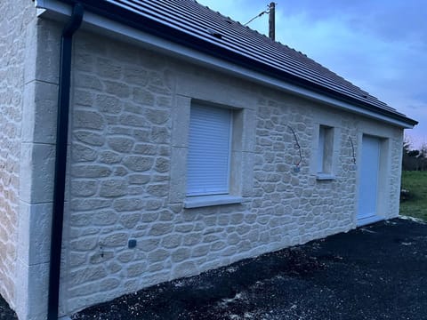 Charmant pavillon de 70 m2 Apartment in La Charité-sur-Loire