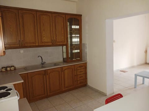 Kitchen or kitchenette, pet friendly, stove