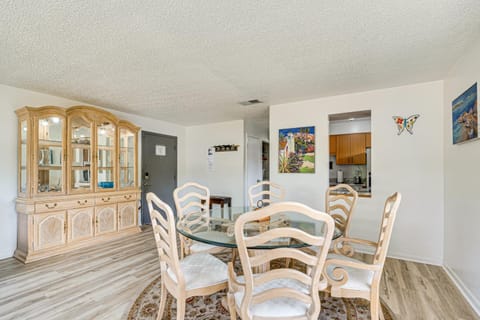 10 Mi to Dtwn Ocala Dog-Friendly Home with Fire Pit House in Florida