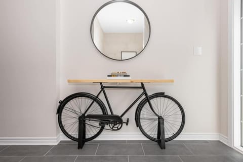 The Wabi Sabi 4-bedrooms designer home House in Ottawa