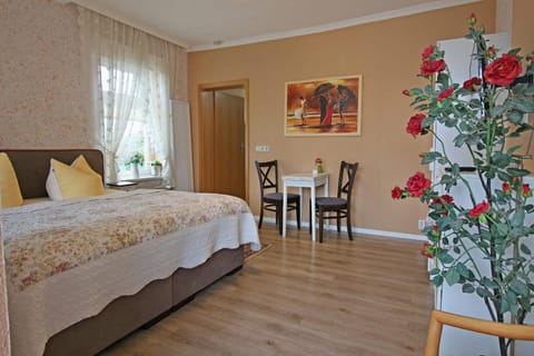 Bed, Living room, Dining area