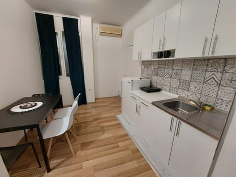 Creative studio 4 Apartment in Novi Sad