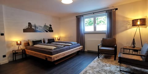 Seating area, Bedroom