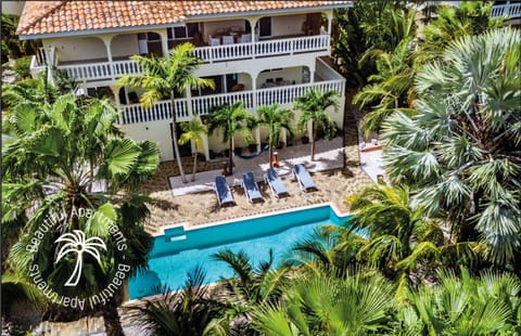 Property building, Day, Garden, Garden view, Pool view, Swimming pool, sunbed
