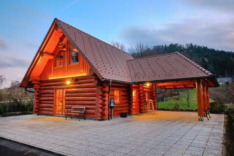 Property building, Skiing