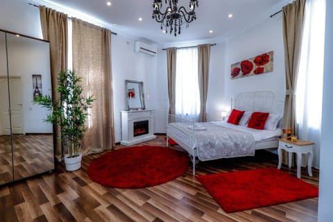 Property building, Bed, Bedroom, flat iron