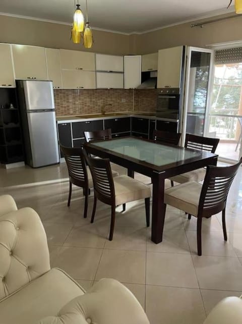 Dining area, Sea view, kitchen
