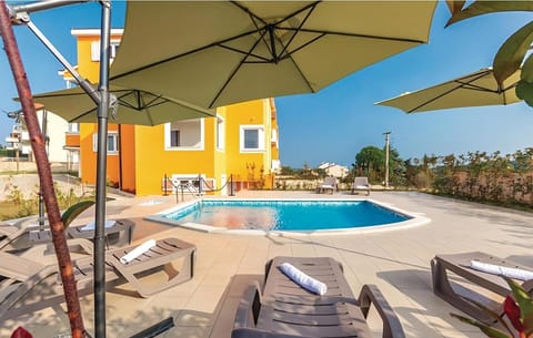Patio, Pool view, Swimming pool