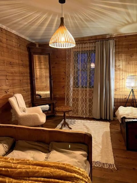 Photo of the whole room, Seating area, Bedroom