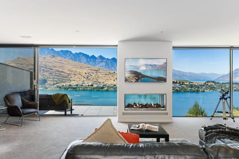 Natural landscape, Living room, Seating area, Lake view, Mountain view