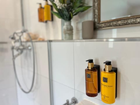 Familienglück im Schwarzwaldhaus mit Schlossblick House in Baden-Württemberg