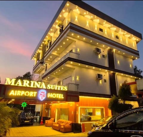 Property building, Night, Logo/Certificate/Sign, Street view