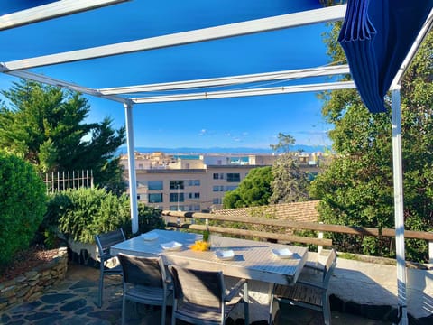 View (from property/room), Balcony/Terrace