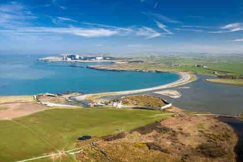 Nearby landmark, Beach