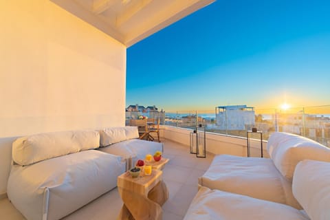 Balcony/Terrace, Seating area, Sea view