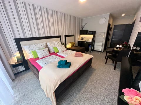TV and multimedia, minibar